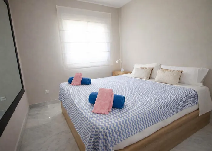 Penthouse Adelfas Del Mar-private Pool & Apartament Marbella