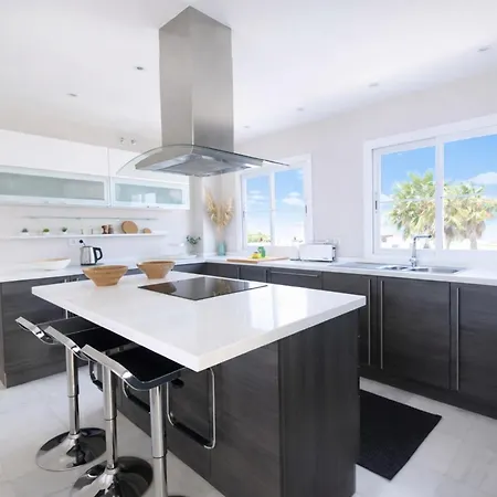 Апартаменти Penthouse Adelfas Del Mar-private Pool & Марбелья