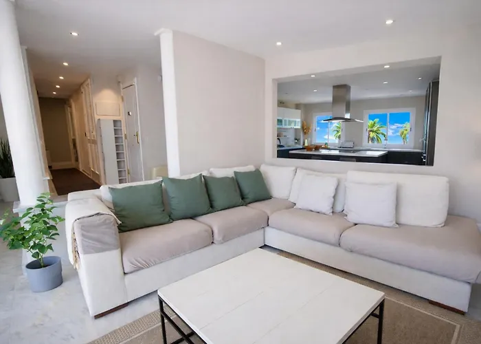 Penthouse Adelfas Del Mar-private Pool & Марбелья