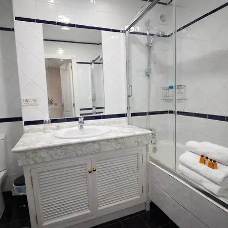شقة Penthouse Adelfas Del Mar-private Pool & ماربيا