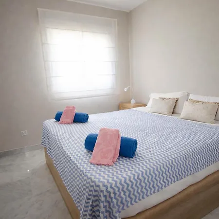 Penthouse Adelfas Del Mar-private Pool & شقة ماربيا